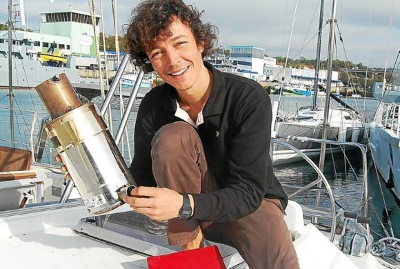 Le « Nomade de Mers » et les low-tech de Corentin Chatelperron Muzillacais Le « Nomade de Mers » et les low-tech de Corentin Chatelperron Muzillacais